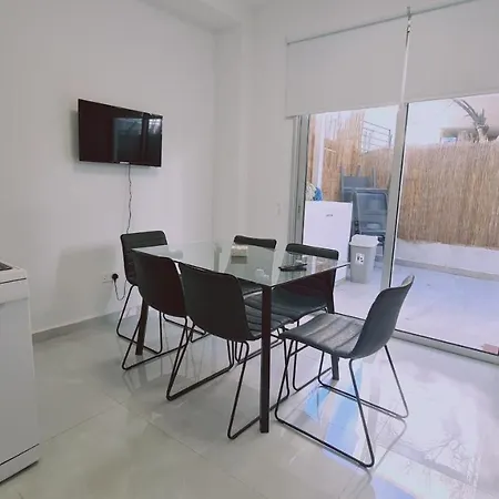 Elysian House Holiday home